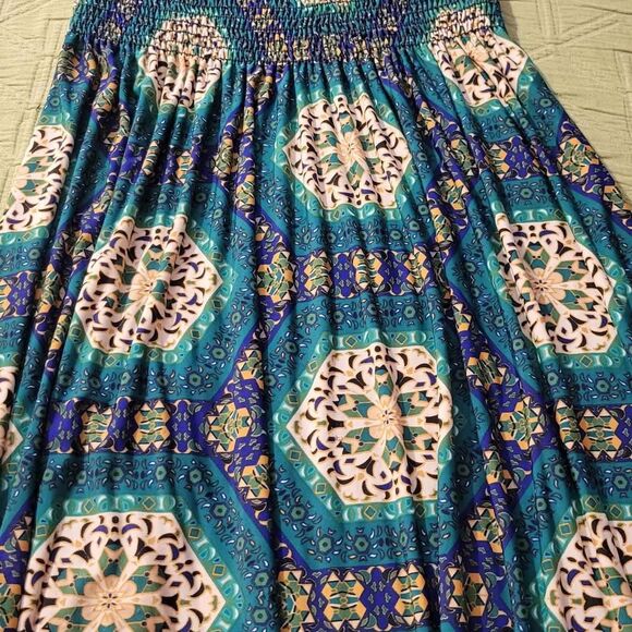 Catch My I juniors size small dress (Q97) - Picture 2 of 7